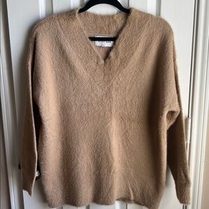 Olive & Oak Beige V-Neck Sweater